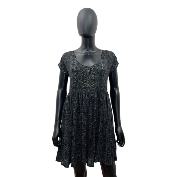 Free People Black Geometric Boho Skater Dress – Size Small – 100% Rayon - Picture 1 of 9